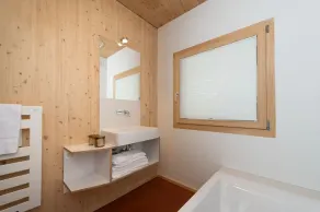 Ferienwohnung/app. für 4 Gäste mit 63m² in Sent - Image 3
