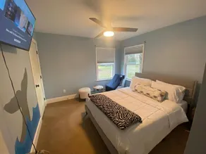Cozy ResidentialHome 5mins from stores and Hospital. - Image 2
