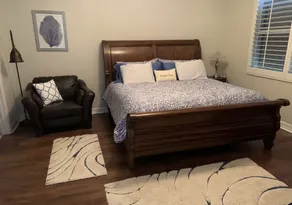 Spend the winter in sunny SW Florida in a 3 bedroom 2 bath home - Image 5