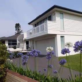 Oceanfront Retreat l Little Blowhole- Shutters by the Sea - Image 5