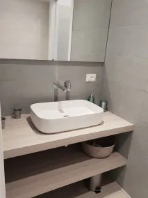 Stilfuld hyggelig og ny lejlighed, der for nylig blev renoveret med 4 personer i Milano - Image 5
