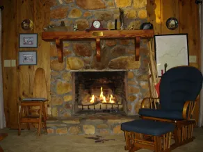 5 tunnland Serenity precis utanför Blue Ridge Parkway - Image 2