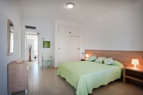 Wohnung am Strand, Terrasse, Garten, privater Parkplatz, Wi-Fi - Image 4