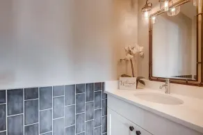 Luxurious Littleton 5-bedroom home near Red Rocks, Manor House & C-470. - Image 3