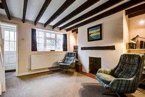 Charming Hilltop Cottage with Panoramic Views - Image 2