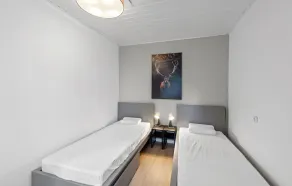 2 bedroom stunning apartment in Malberg - Image 5