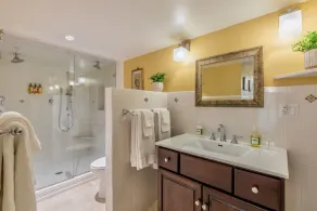 6 chambres spacieuses / 6 salles de bain, cheminée, jacuzzi, nouvelle cuisine, piscine, vues, tennis - Image 2