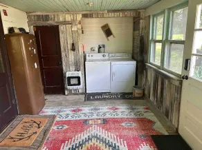 Renovated Farmhouse - Hunters Lodge - Image 3