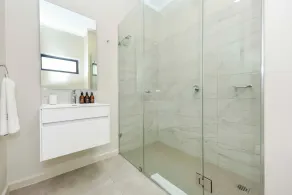 Grand | Brand New | 2 Bed | Rosebank - Image 2