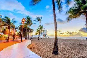 Rustic Retreats Cozy 2BR for 6 guests minutes from Las Olas - Image 2
