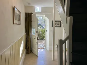 Charming gothic house with a lovely terrace and garden - Image 2
