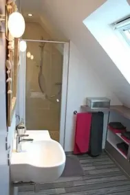 20 METRES DU PORT, bateaux, restaurants. Maison spacieuse. Parking privé. - Image 3