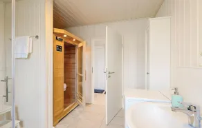 Stunning Home In Ostseeresort Olpenitz With Sauna - Image 3