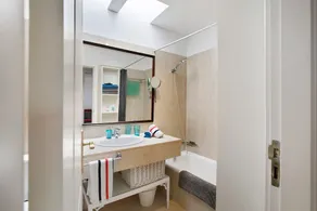 Casa Vacanze 'Casa Daniela' con vista mare, Wi-Fi e aria condizionata - Image 3