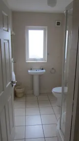 4-Star Holiday Home Seaside Location on Galway Bay Near City - Image 2