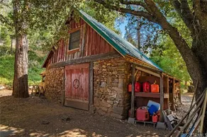 Gemütliche Off-Grid-Hütte, privates 300-Morgen-Refugium - Image 5