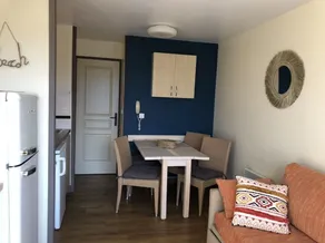 Air-conditioned studio apartment for 4 people with a terrace, 5 swimming pools, beach 400 meters away - Image 5