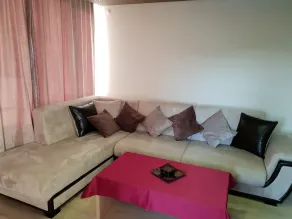 Luxury Two Bedroom Flat - Image 5