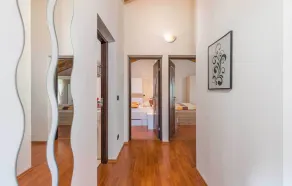 Premium Two-Bedroom Apartment/BEACH 5 minutes/GARDEN - Image 4