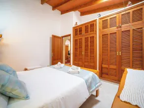 Wonderful private villa for 7 guests with private pool, hot tub, WIFI, A/C, TV and patio - Image 5