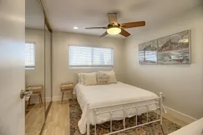 Walk to Beach - 2 bed/1 bath unit located in The Dunes - Image 5