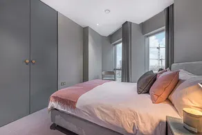 The Cut- Stylish Family Home by Riverside - Image 5