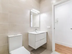 Valderribas Executive Apartments Alquiler Temporal - Image 2