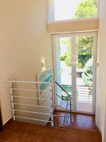 Beautiful villa for 6 people by the sea with a great pool - Image 2