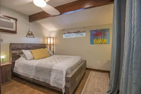 Blue Spruce Guesthouse - Walkable to river trail and downtown Bend - Image 5