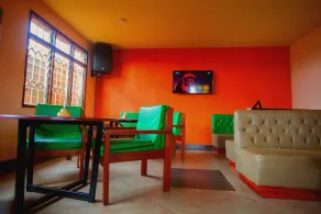 Everest House Hotel - Image 2