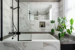 Stylish Fulham Apartment – 3-Bed, 2-Bath Flat with Easy Access to London Sites - Image 5