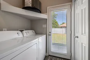 3BR Home in Cargo District Near Riverfront & Greenfield Amphitheatre + Parking - Image 2