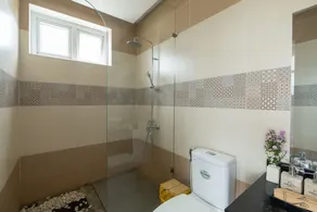 6BRs Villa with Private Pool * Central Location * Free Pick Up * B.fast inc. - Image 4