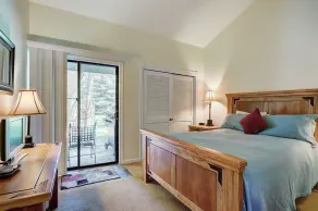 1182 Flying Dutchman condo - Image 4
