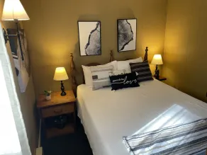 Rustic Riverfront Getaway Directly On The River!!  You can't get any closer! - Image 5