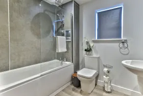 11 Belle House - Image 3