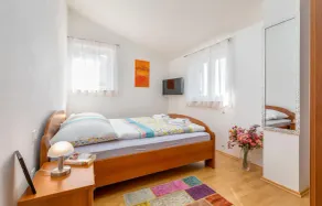 Stunning Home In Musalez - Image 5