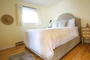 BAYVIEW AND SUNRISE! 1 bedroom close to ski hills and Bruce County - Image 4