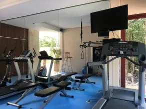 KOBAH Prächtige 4-Zimmer-Villa mit privatem Fitnessraum/Pool - Image 2