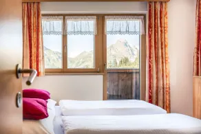 Haus Rothorn, panorama de apartamentos para 6-7 personas con balcón en un lugar soleado - Image 4