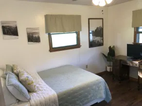 Cozy apartment with beautiful country views! - Image 4