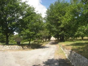 Sommerhus med charme og karakter i en landsby med restaurerede provencalske gårde - Image 5