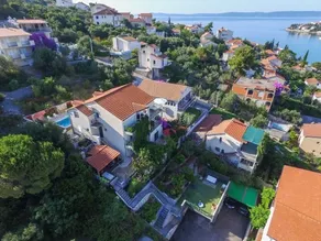 Apartment for 4 people with whirlpool and a large garden - Image 5