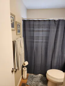 Cozy 3 bedroom/1 bathroom home - Image 3