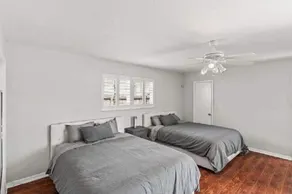 Heated Pool 3BR Home, 15mins to Beach - Image 5
