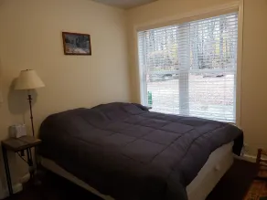 Maple Cove Lakefront Home - Image 5