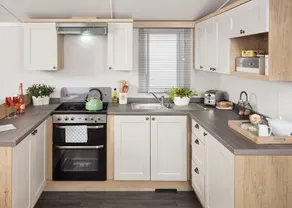 3 bedroom accommodation in Newquay - Image 5