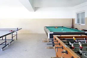 Near of center, w/ swimming pool - Image 3