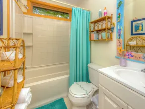 Lil Love Shack - Image 2