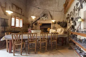 Antica Valpolicella hus går tilbage til 1812 med udendørs jacuzzi - Image 5